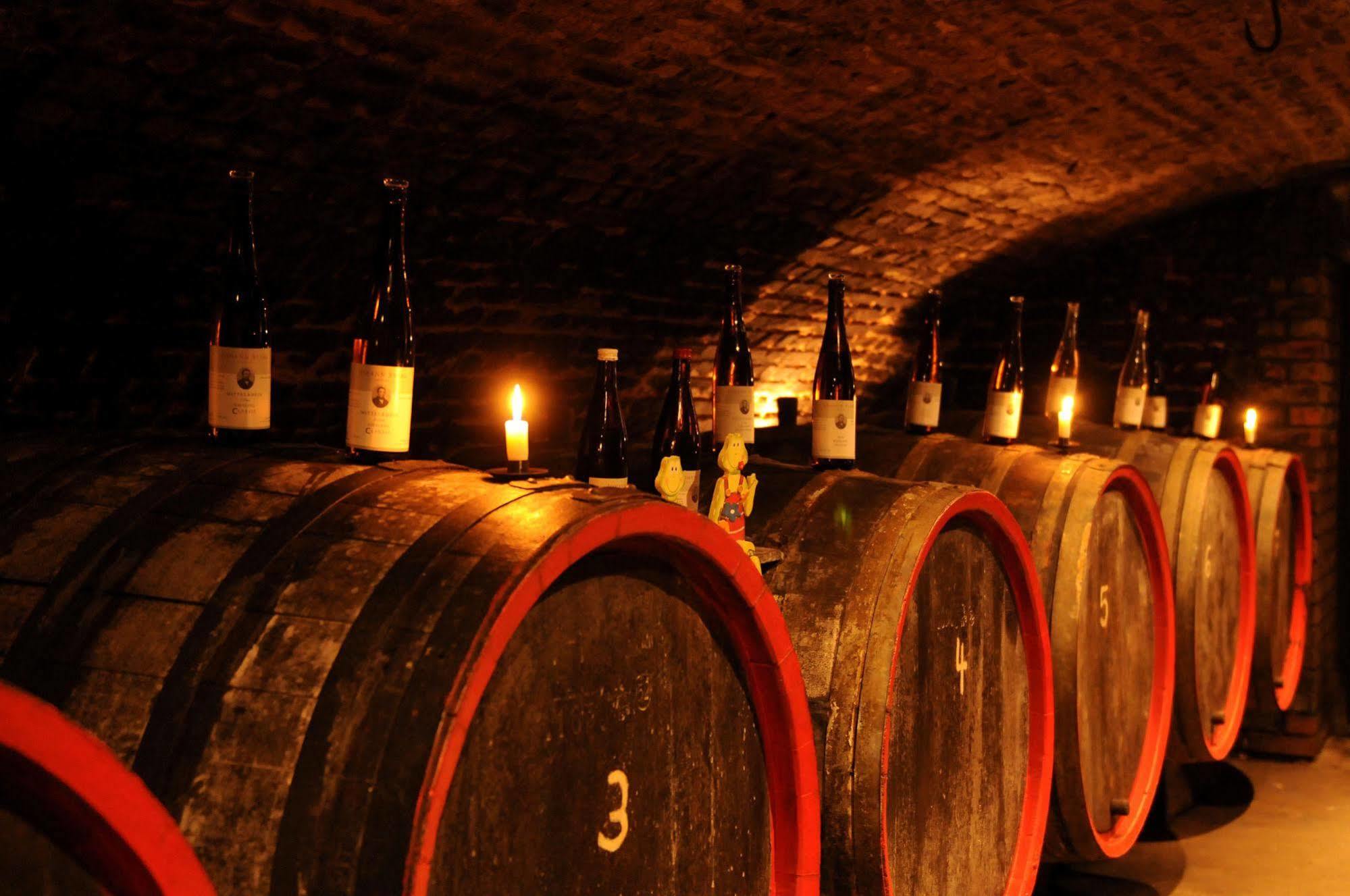 Gasthaus Weingut Stahl Oberwesel Eksteriør billede